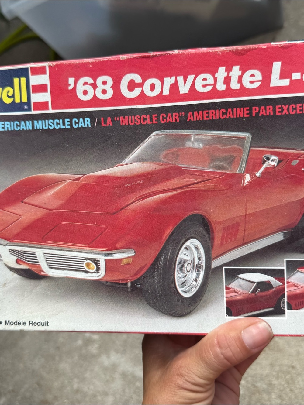 Revell '68 Corvette Convertible Model - Red and blue Chevelle . ( set 2)